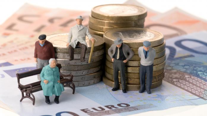Уряд внесе в Раду законопроект про скасування оподаткування пенсій