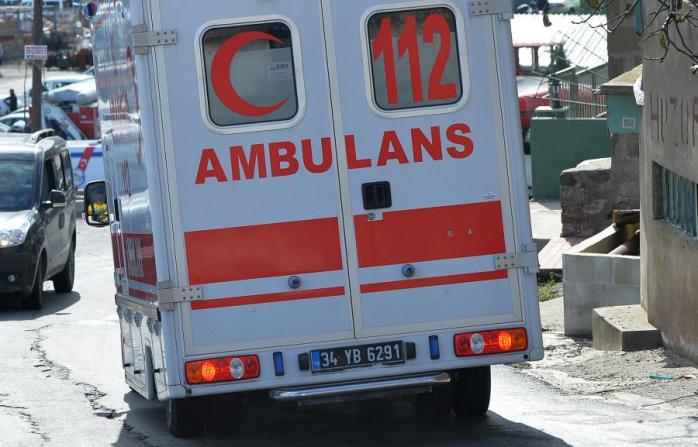 В Турции подорвалась смертница, ранены 10 человек (ВИДЕО)