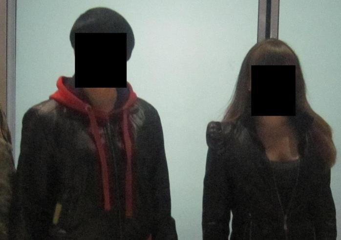 В «Борисполе» задержали двух украинок, собравшихся в ОАЭ для оказания сексуслуг