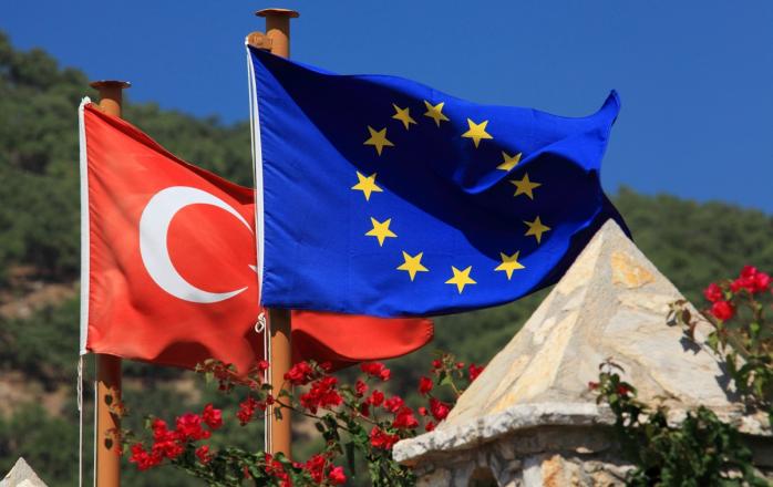 Турция отменила визы для стран Шенгенской зоны