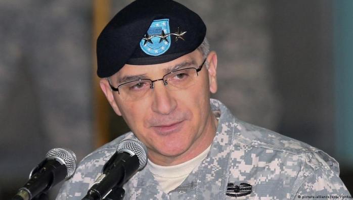 Командование войсками НАТО в Европе принял американский генерал Скапарротти