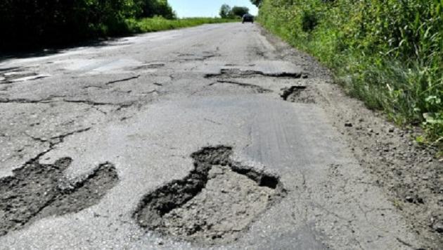 Кабмин выделит 19 млрд грн на текущий ремонт дорог