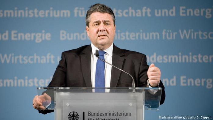 Вице-канцлер Германии предложил списать часть долга Греции