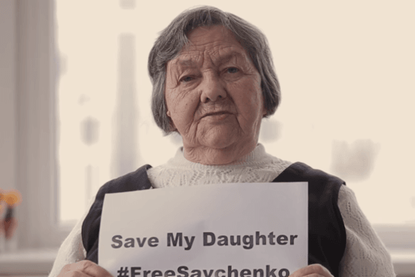 Мама Савченко: Надежда уплатила 30 тыс. руб. штрафа