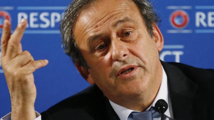Президент УЕФА Платини ушел в отставку