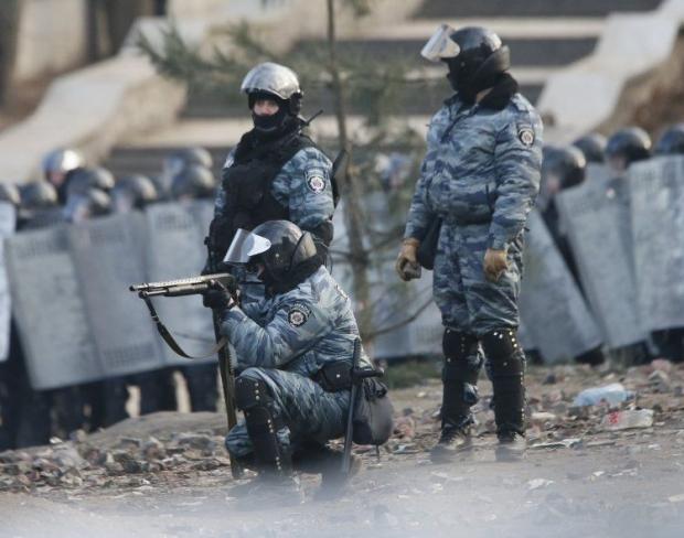 ГПУ впізнала ще двох беркутівців, які стріляли в людей на Майдані