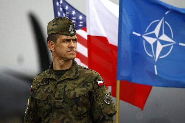 Польша разрешила вводить силы НАТО в страну в мирное время