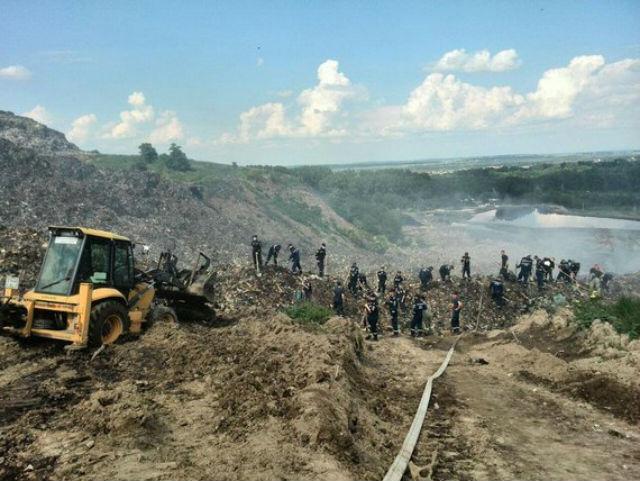 Обвал на мусоросвалке под Львовом: полиция открыла уголовное производство