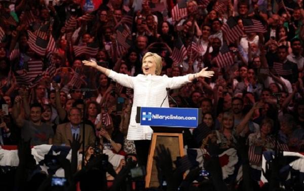 «Супервівторок» в США: Клінтон стає головним кандидатом демократів