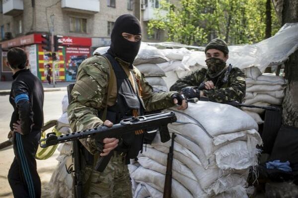 Разведка: Боевикам на Донбассе урезали зарплату