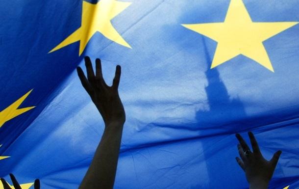 Євросоюз не дасть Україні безвізу до осені — ЗМІ