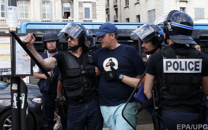 У Франції за підозрою у тероризмі затримано 100 осіб