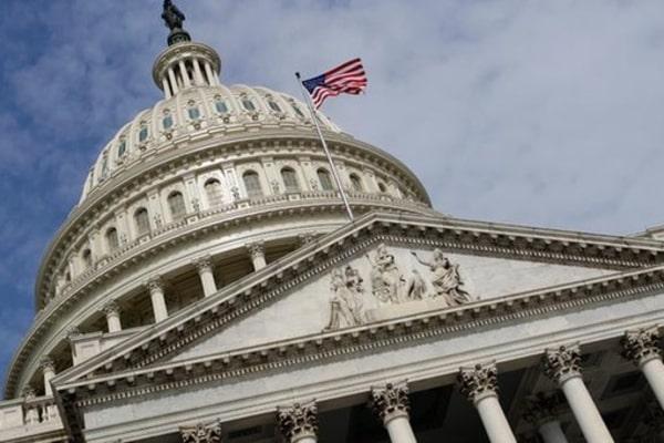 Сенат США утвердил бюджет Пентагона с 500 млн долл. помощи Украине