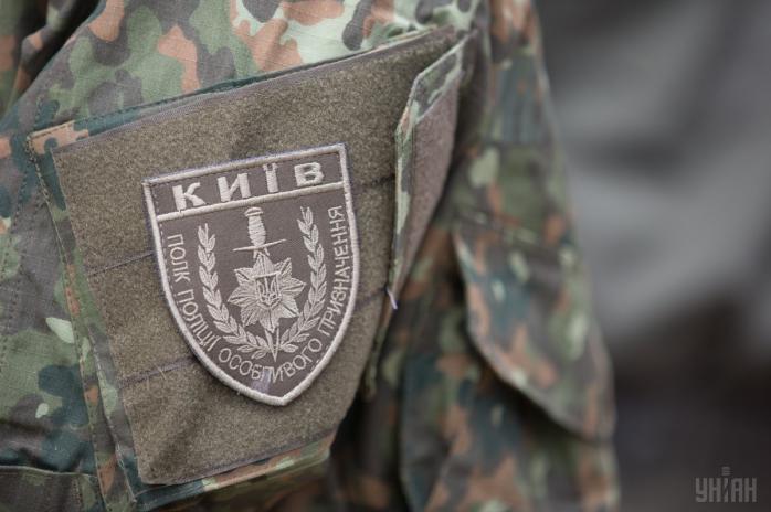 Бойцы полка «Киев» подозреваются в краже ноутбука судьи Соломенского суда