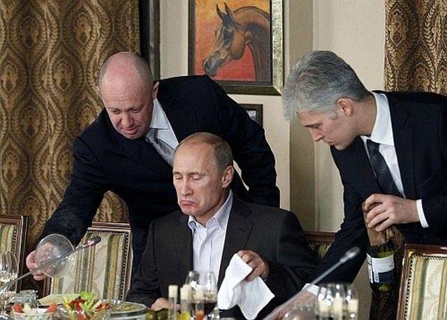 Путін вирішив обмежити росіян у продовольстві до кінця 2017 року