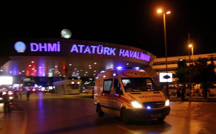 Жертвами теракта в Стамбуле стали уже 42 человека