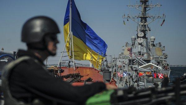 Из-за аннексии Крыма Украина потеряла 70% корабельного состава — Порошенко