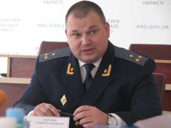 ГПУ затримала заступника прокурора Рівненщини, підозрюваного в «кришуванні» бурштинокопачів