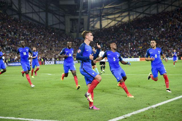Букмекеры назвали фаворитом финала Евро Францию