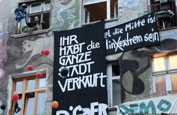 Протесты левых радикалов в Берлине: пострадали 123 полицейских