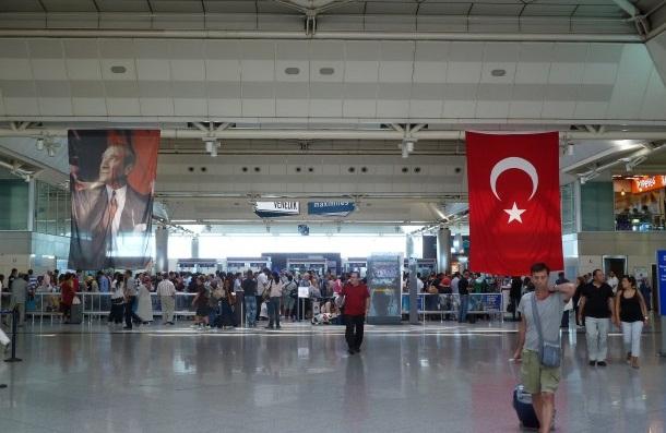 Суд Турции арестовал еще семь иностранцев, причастных к теракту в Стамбуле