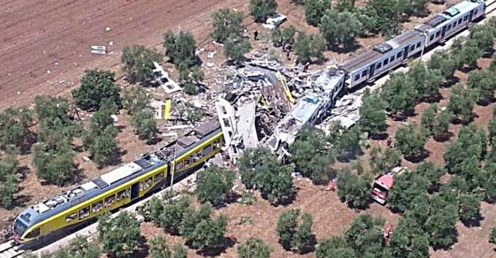 Кількість загиблих під час зіткнення поїздів в Італії зросла до 27 людей