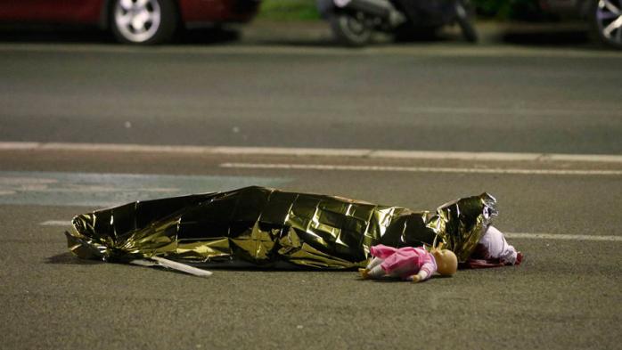 Жертвами теракту в Ніцці стали 10 дітей, ще 54 постраждали