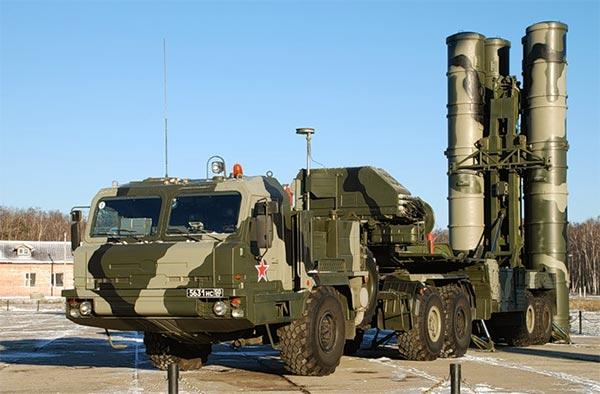 Росія поставить до Криму зенітно-ракетні системи С-400 «Тріумф»