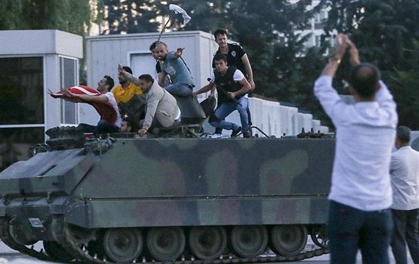 Заарештовано одного з організаторів заколоту у Туреччині