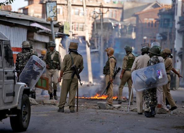 В Индии военные открыли огонь по демонстрантам: трое погибших