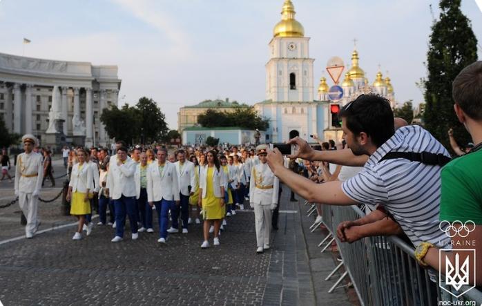 В Киеве прошла церемония проводов олимпийской сборной Украины в Рио (ФОТО)