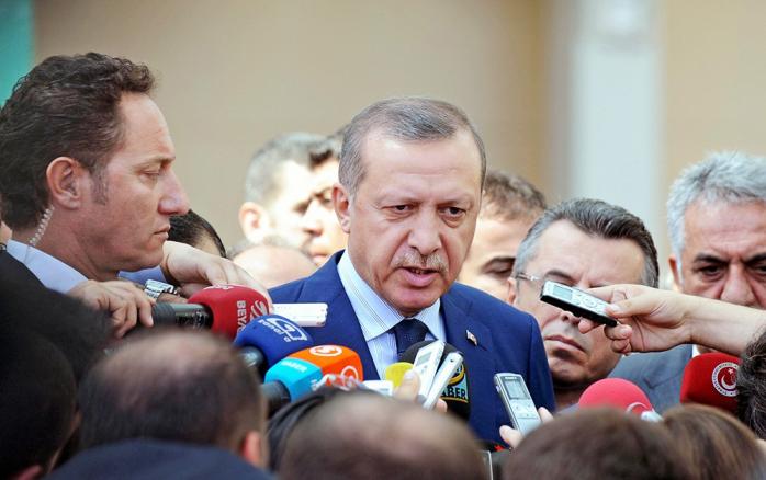 СМИ: Турецкая прокуратура разыскивает 42 журналиста в связи с попыткой переворота в стране