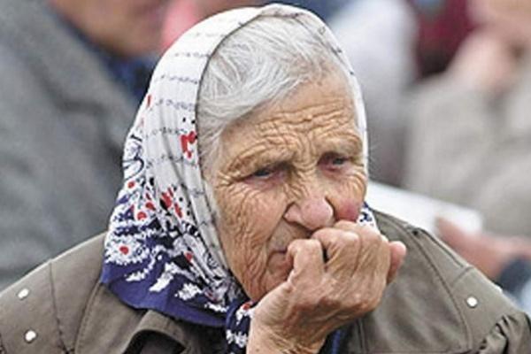 За межею бідності в Україні понад 7 млн пенсіонерів — Рева