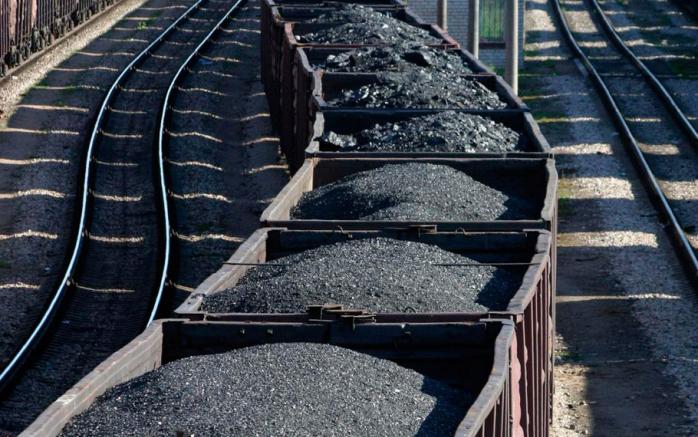 Украина возобновила поставки угля из зоны АТО (ФОТО)