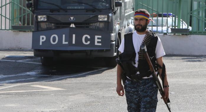 Справа про захоплення будівлі поліції: у Єревані заарештовано 47 людей