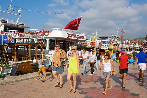 Украина попала в десятку стран-лидеров по количеству своих туристов в Турции