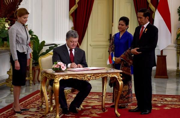 Україна та Індонезія домовились про співпрацю в оборонній галузі та сільському господарстві