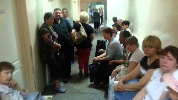 У Києві в двох лікарнях до осені стартує проект «Поліклініка без черг»