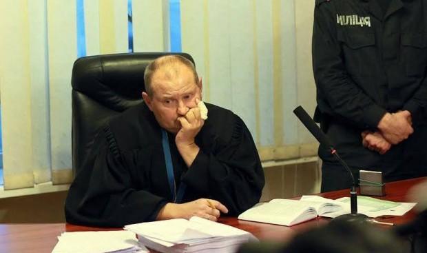Рада погодила затримання судді-хабарника Чауса