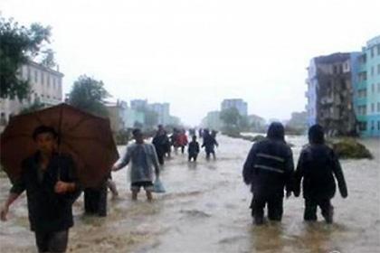 Наводнение в КНДР: 133 человека погибли и 395 пропали без вести (ВИДЕО)