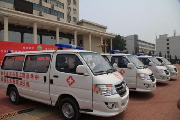 Китай бесплатно предоставит Украине 50 карет скорой помощи