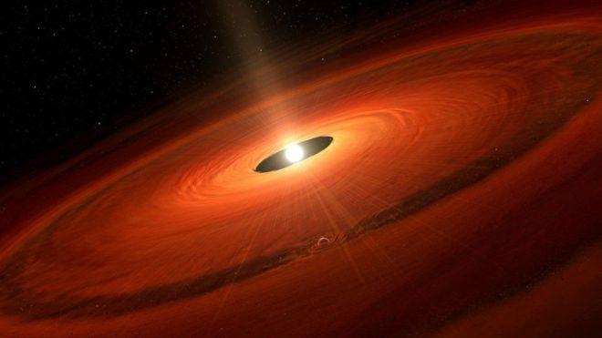 Вчені побачили, як із зоряного пилу народжується планета (ФОТО)