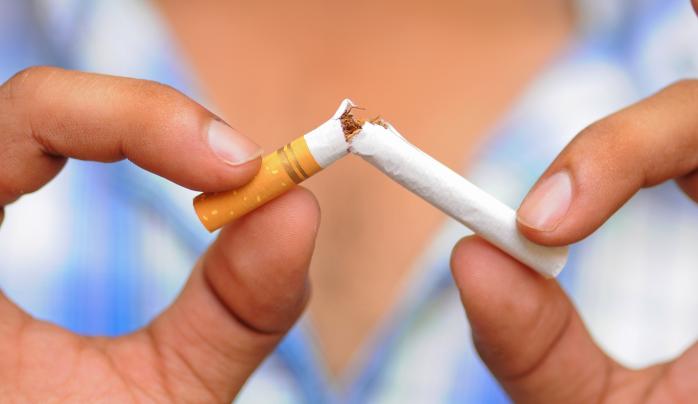 Вчені заявили, що куріння спричиняє зміну ДНК