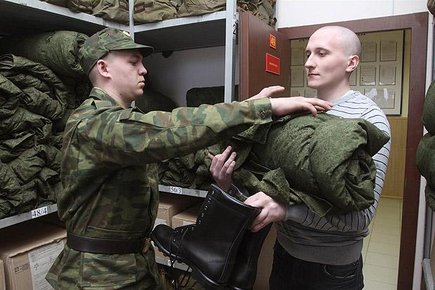 Россия принудительно мобилизует уголовников для войны на Донбассе — разведка