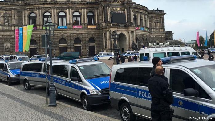 В Дрездене прогремели два взрыва