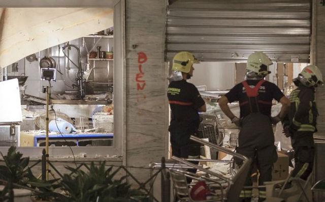 В испанском кафе произошел взрыв, десятки пострадавших