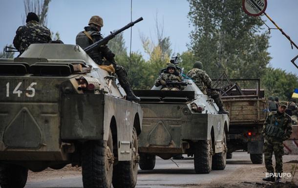 Україна заявила про зрив відведення сил на Донбасі