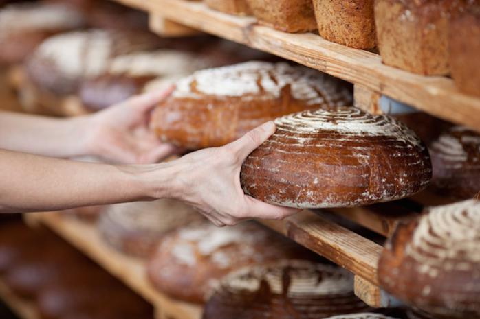В Петербурге утвердили суточную норму хлеба на случай войны