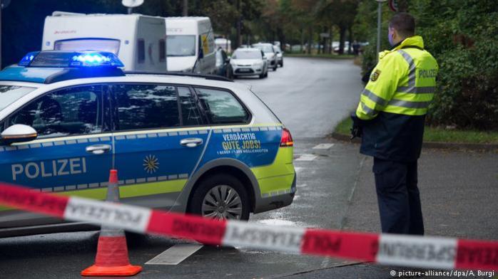 Поліція Німеччини провела обшуки у справі підозрюваних у тероризмі росіян