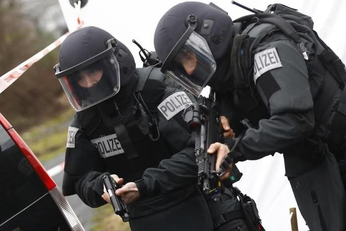 В Германии по подозрению в терроризме задержаны 14 россиян